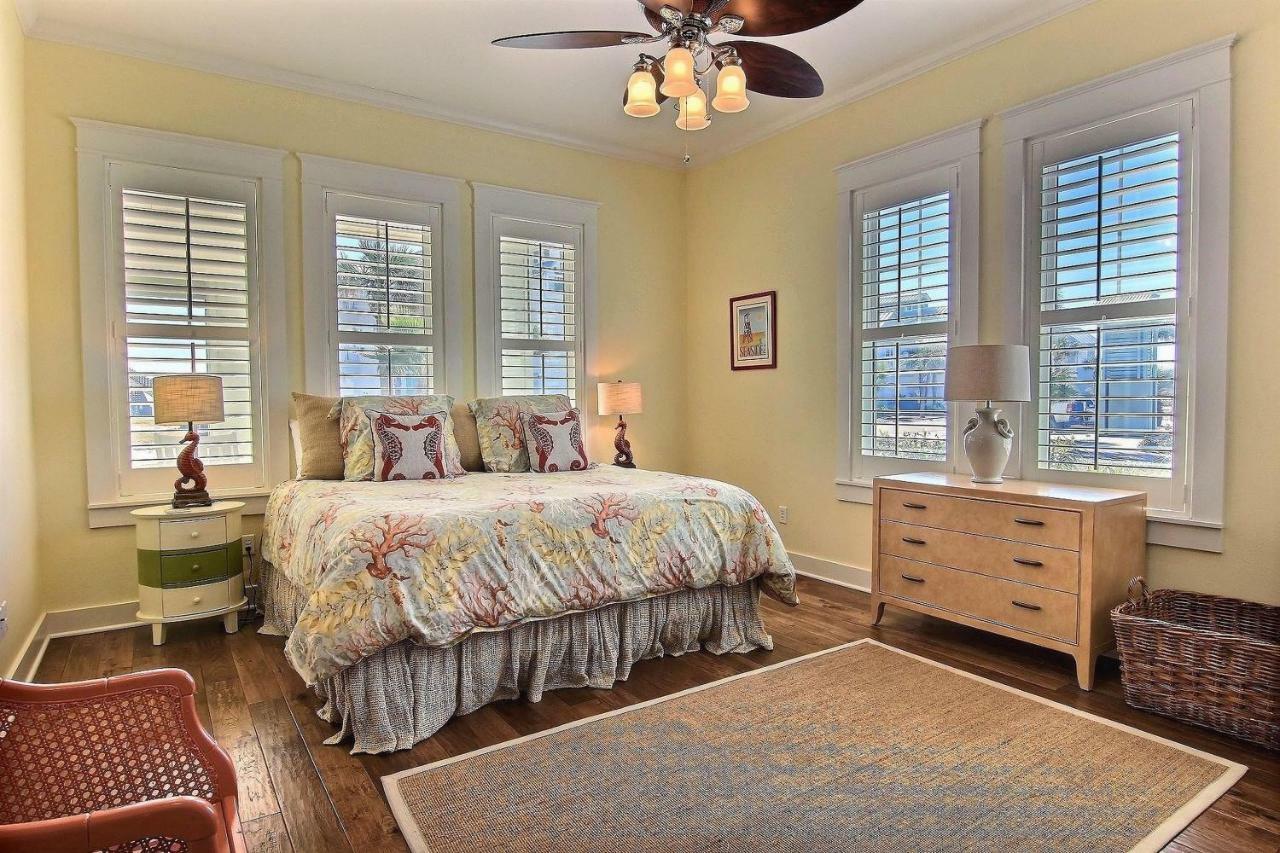 Cinnamon Shore- Summer House 181 Se Port Aransas Bagian luar foto
